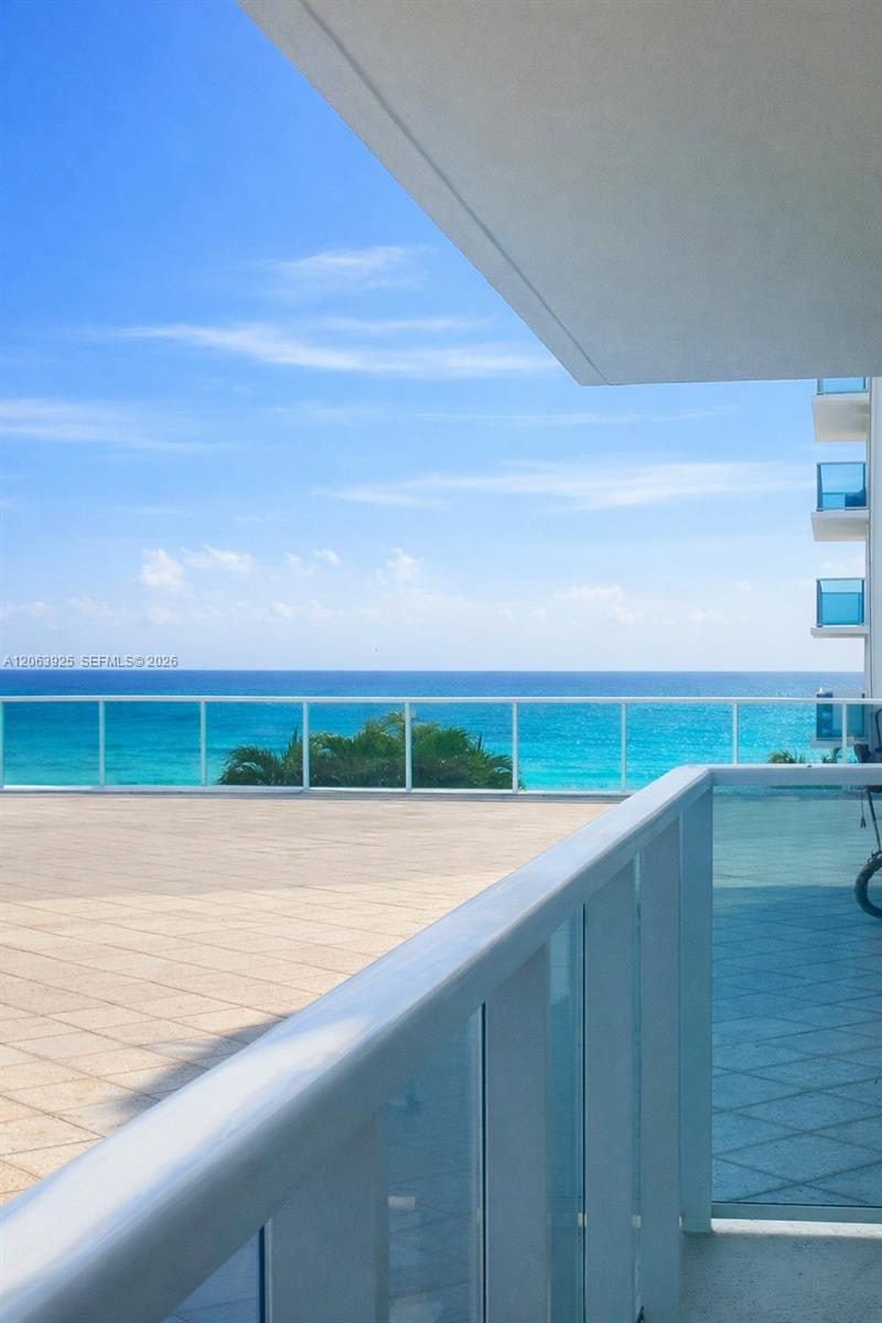 Photo of 2751 Ocean Dr  #301S, Hollywood, Florida, 33019 - 