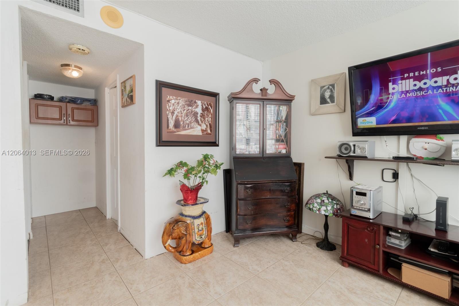 Ver detalles 808 2 / 2 1087 sq. ft. $ 2026-08-02 0 foto
