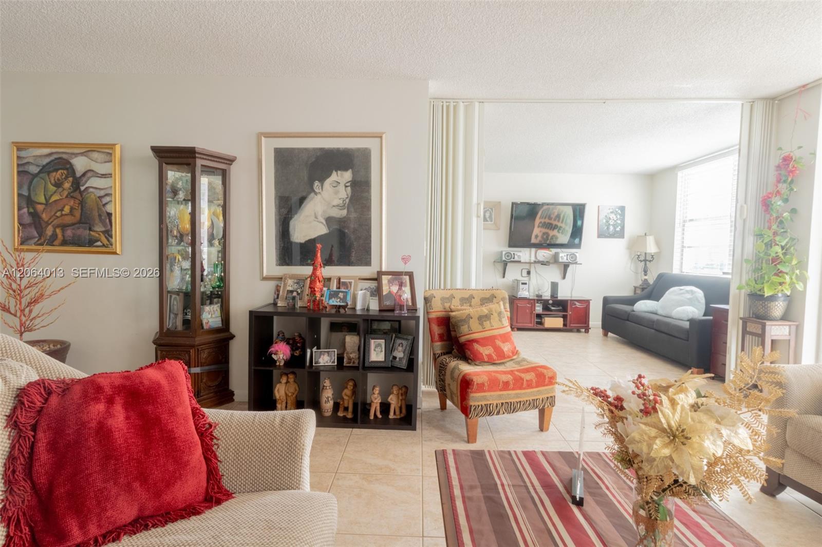 Ver detalles 808 2 / 2 1087 sq. ft. $ 2026-08-02 0 foto