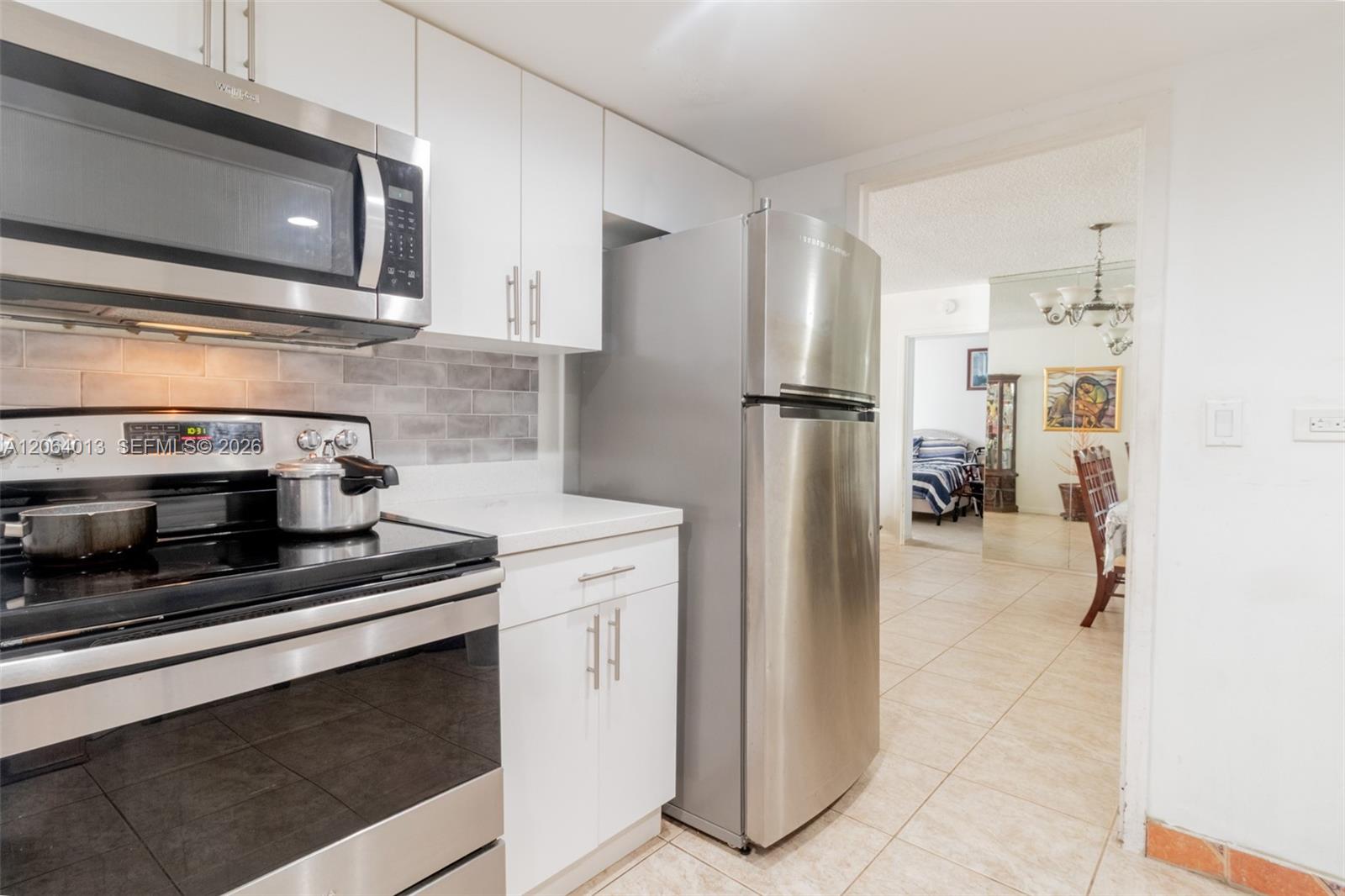 Ver detalles 808 2 / 2 1087 sq. ft. $ 2026-08-02 0 foto
