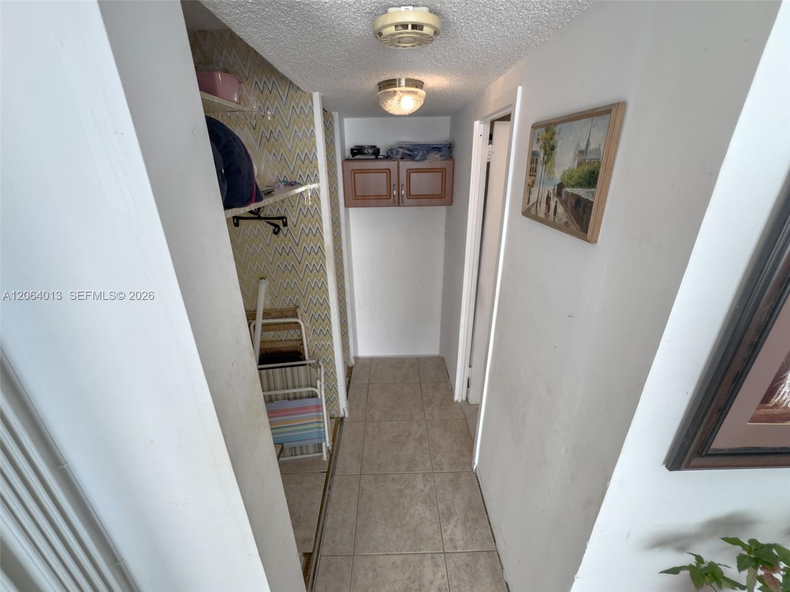 Ver detalles 808 2 / 2 1087 sq. ft. $ 2026-08-02 0 foto