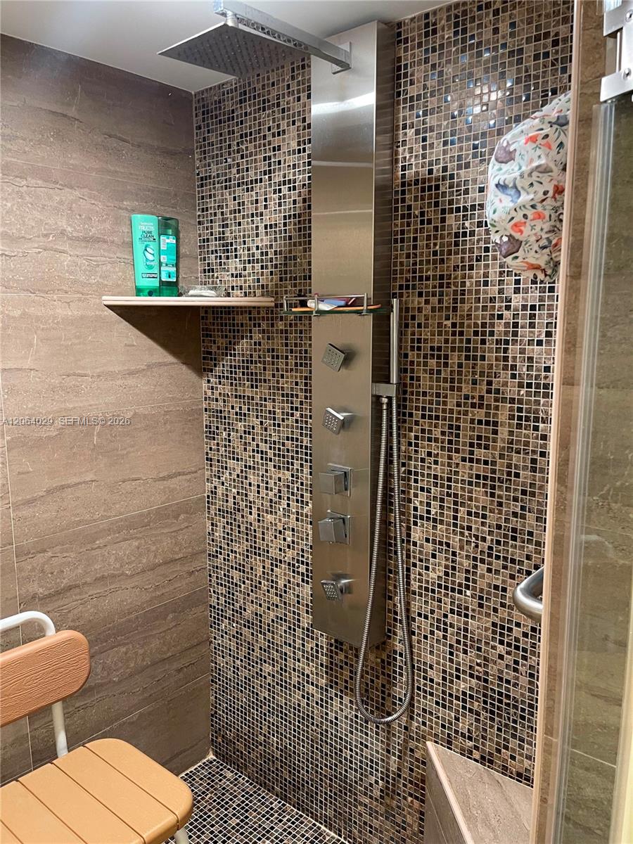 Photo of 1865 Ocean Dr  #3L, Hallandale Beach, Florida, 33009 - 