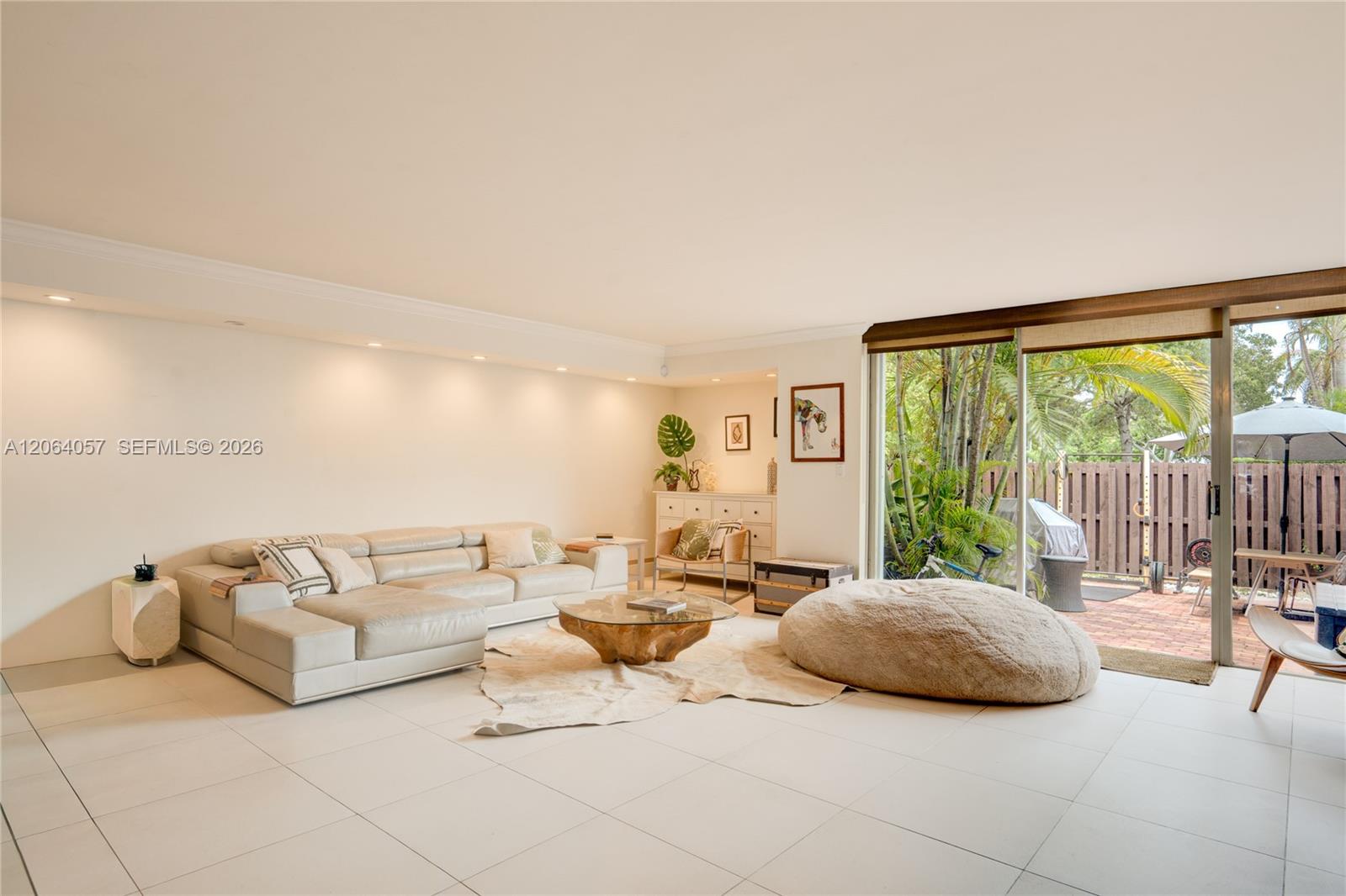 Photo of 2307 7th St (2307), Hallandale Beach, Florida, 33009 -