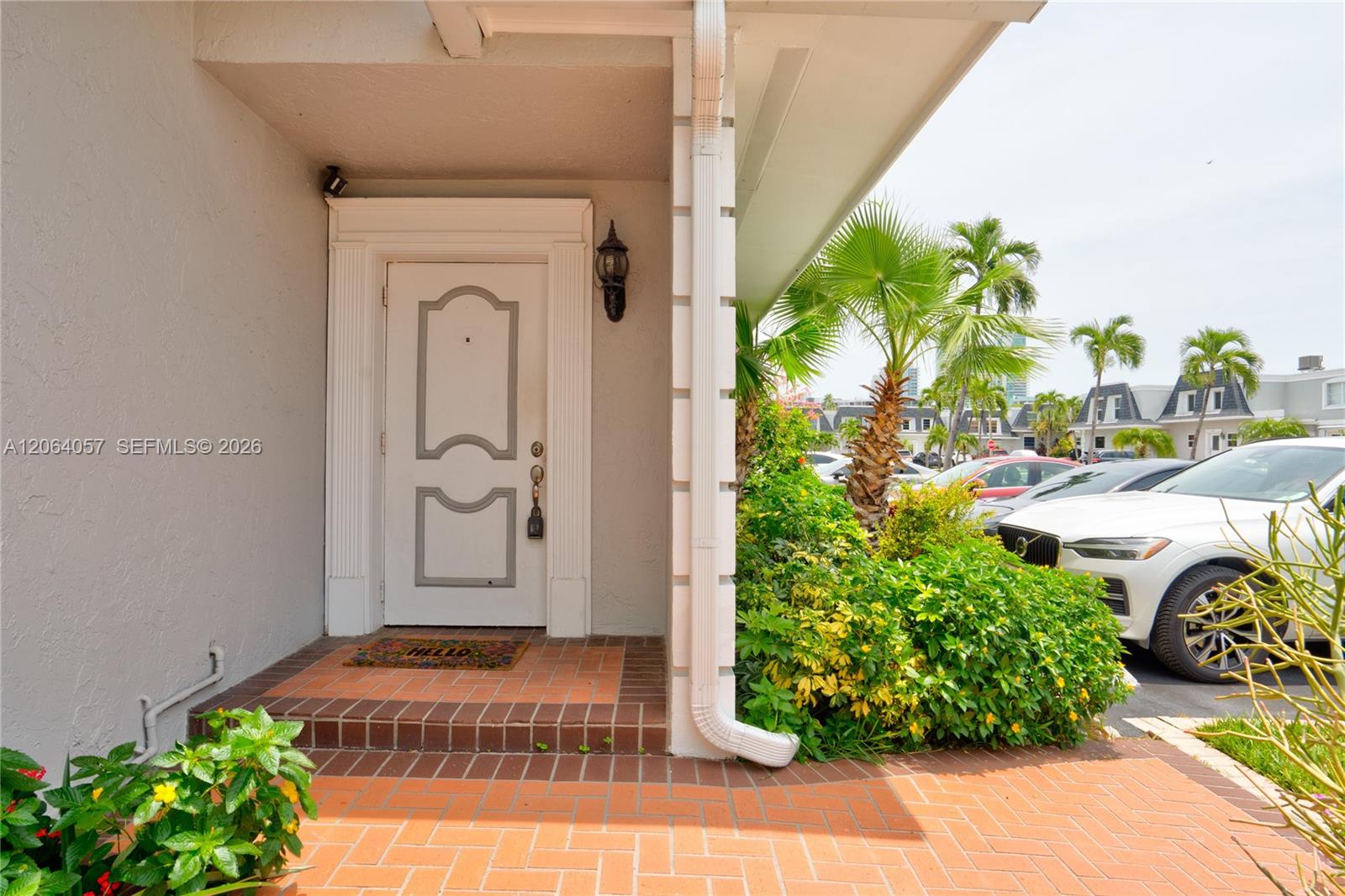 Photo of 2307 7th St (2307), Hallandale Beach, Florida, 33009 -