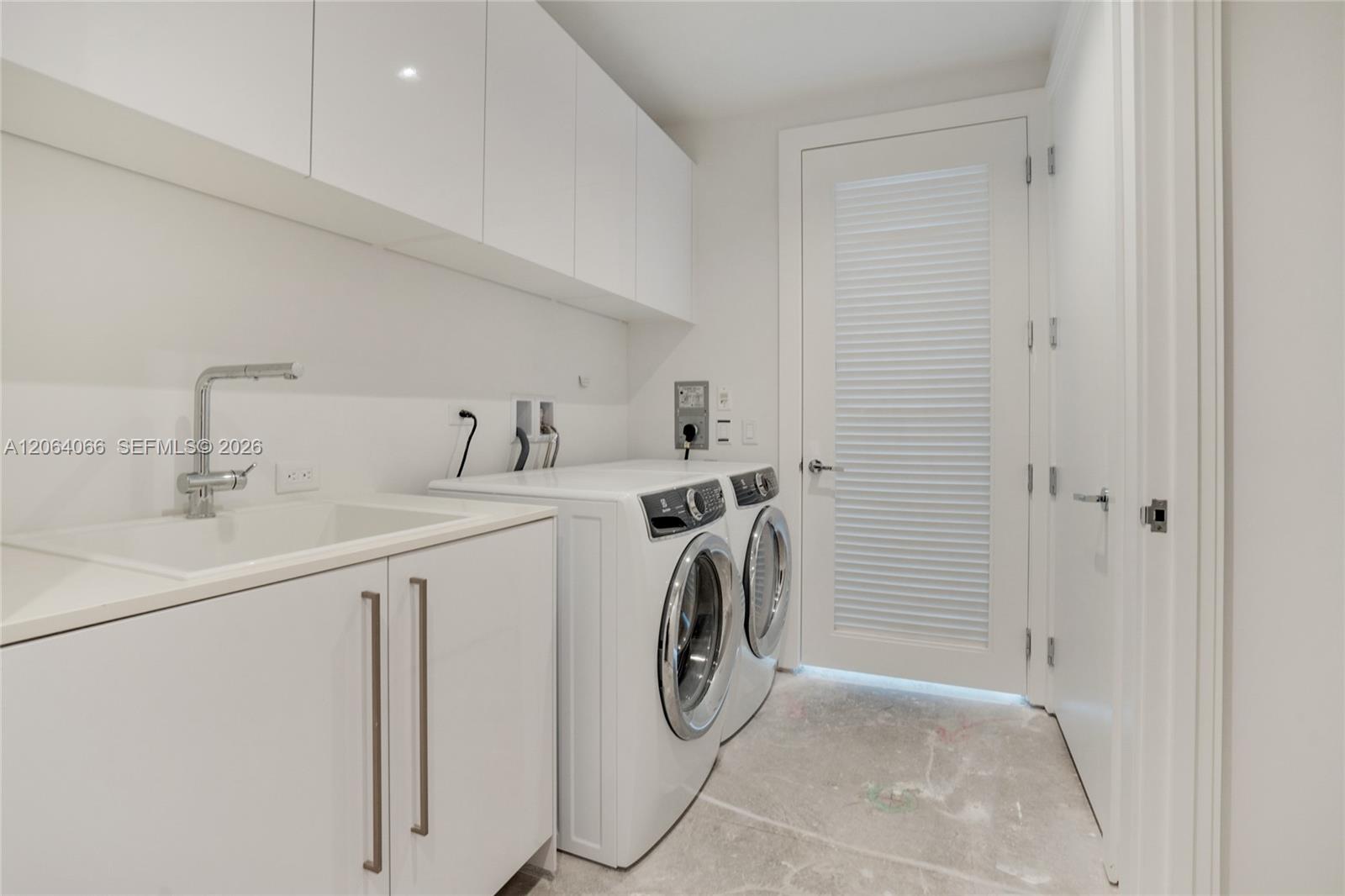 See details 1804 5 / 6 3625 sq. ft. $ 2026-08-03 0 Photo
