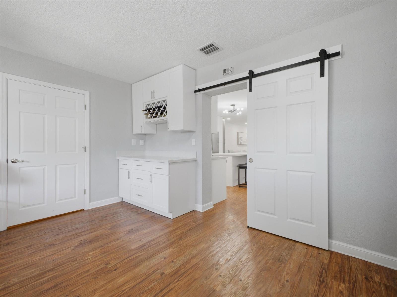   / 0 2779 sq. ft. $ 2026-08-04 0 Photo