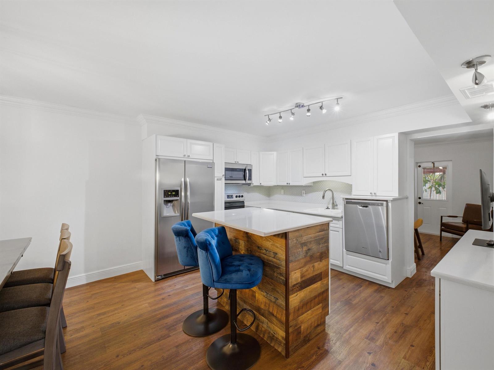   / 0 2779 sq. ft. $ 2026-08-04 0 Photo