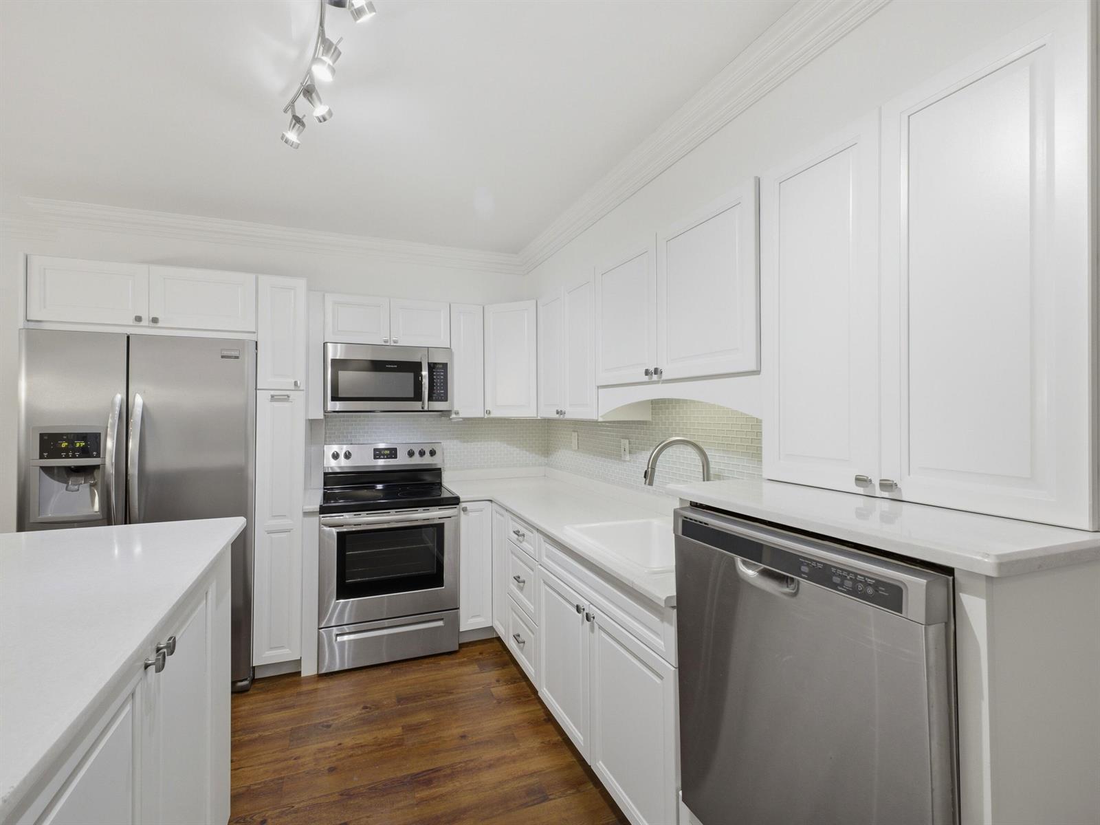   / 0 2779 sq. ft. $ 2026-08-04 0 Photo