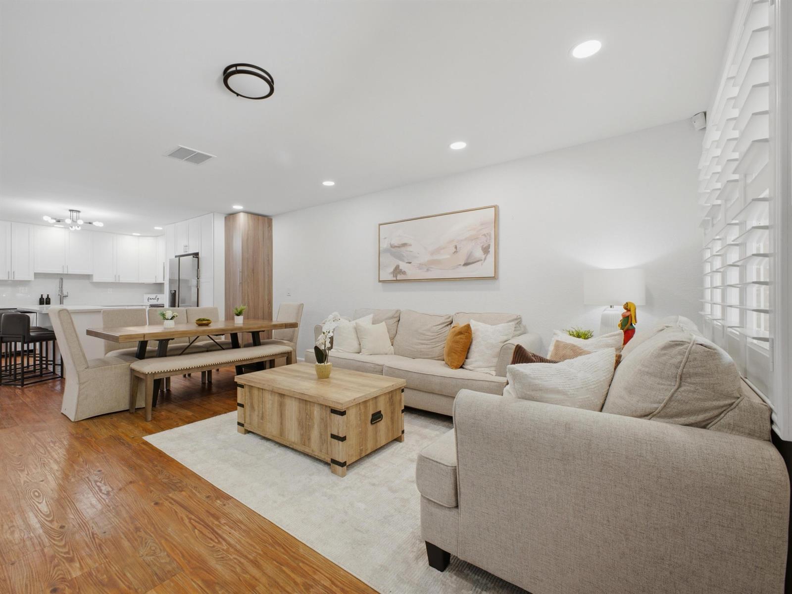   / 0 2779 sq. ft. $ 2026-08-04 0 Photo
