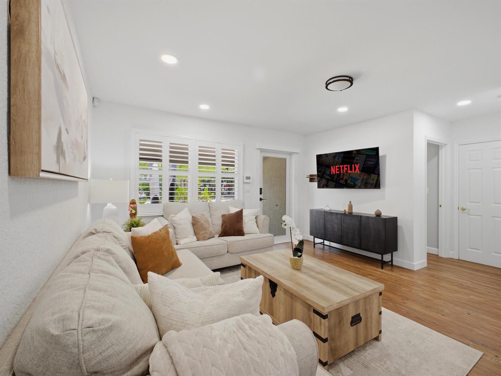   / 0 2779 sq. ft. $ 2026-08-04 0 Photo