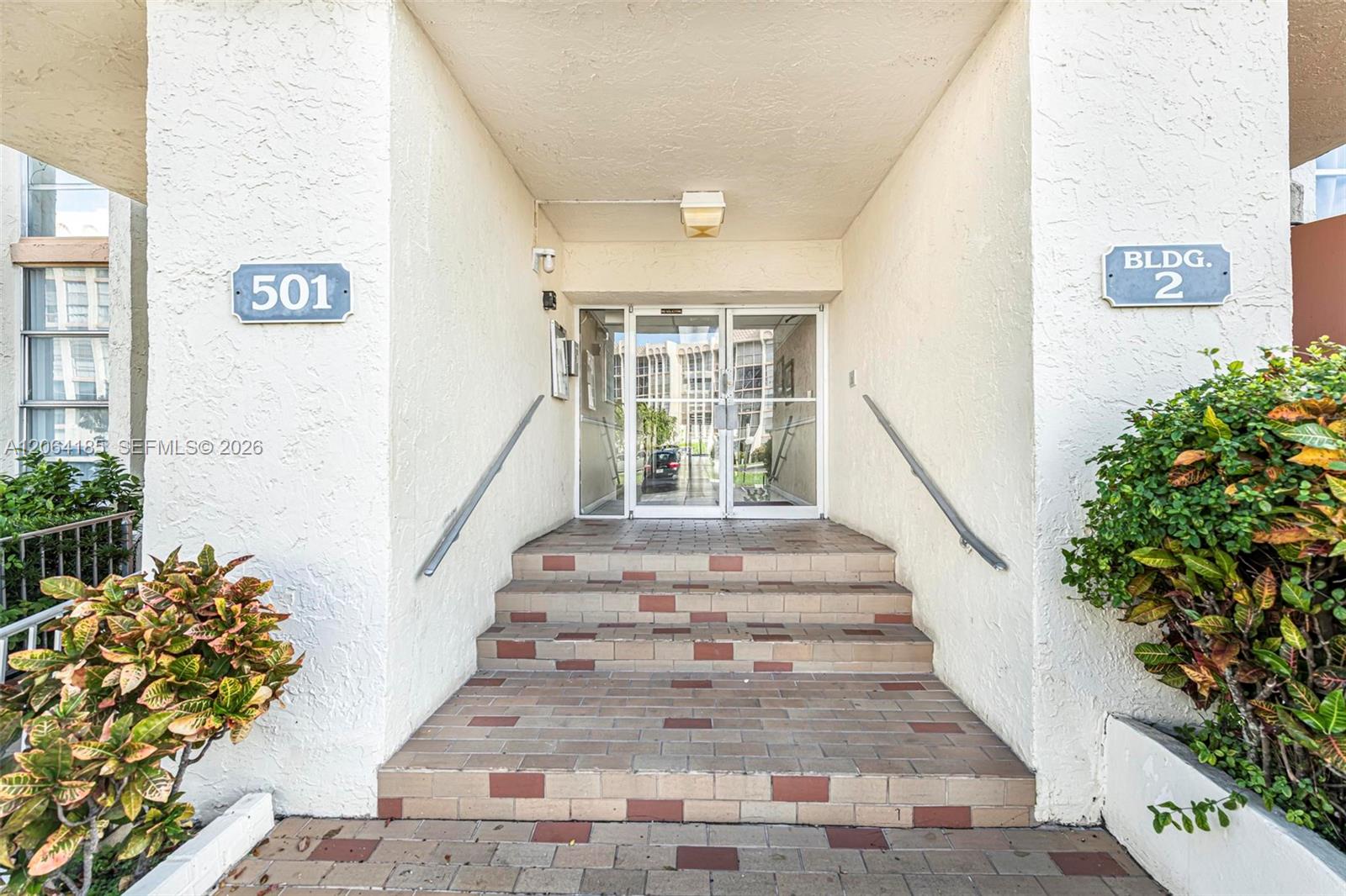 Photo of 501 Three Islands Blvd  #519, Hallandale Beach, Florida, 33009 - 