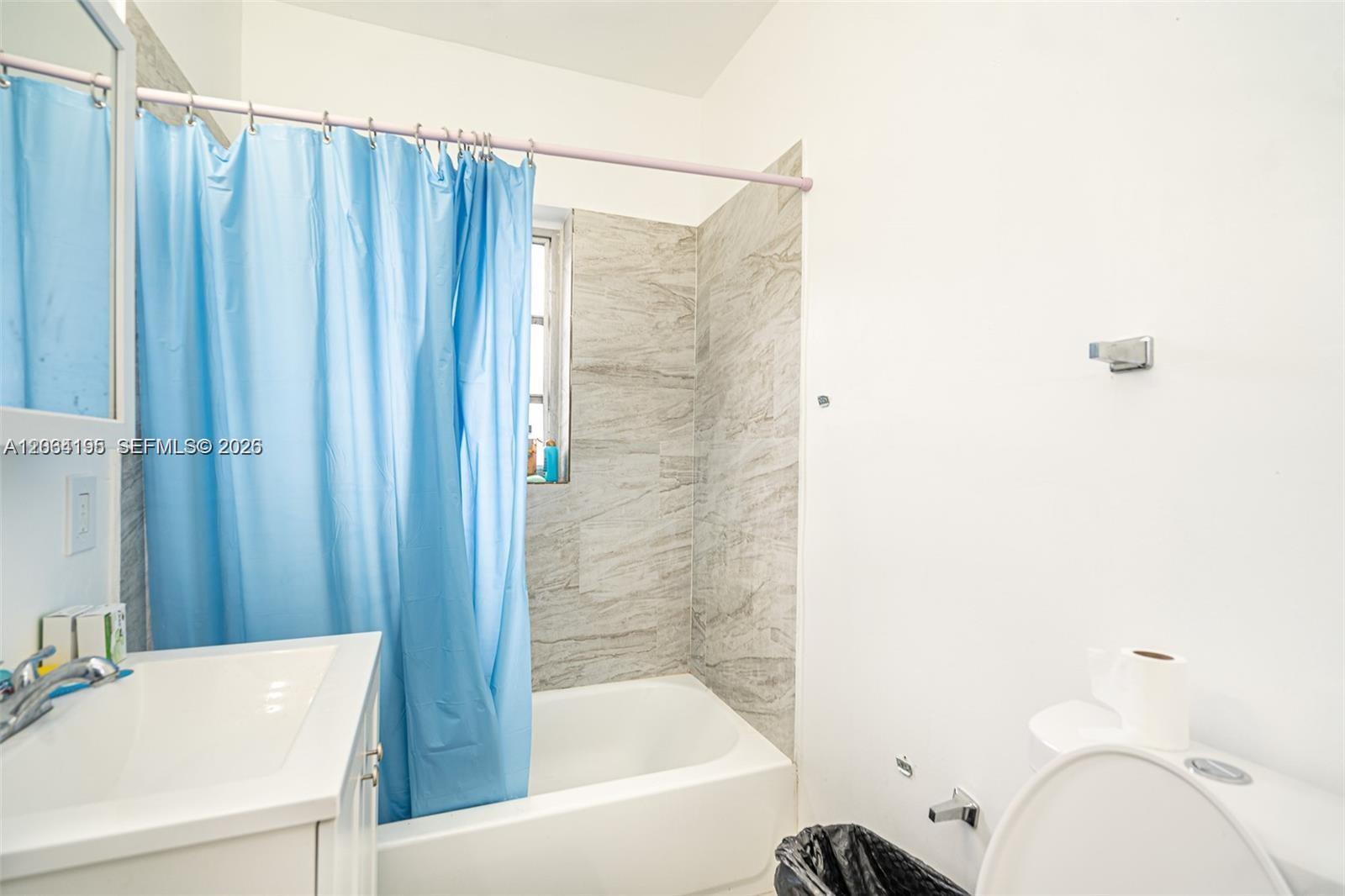 Ver detalles / 2220 sq. ft. $ 2026-08-03 0 foto