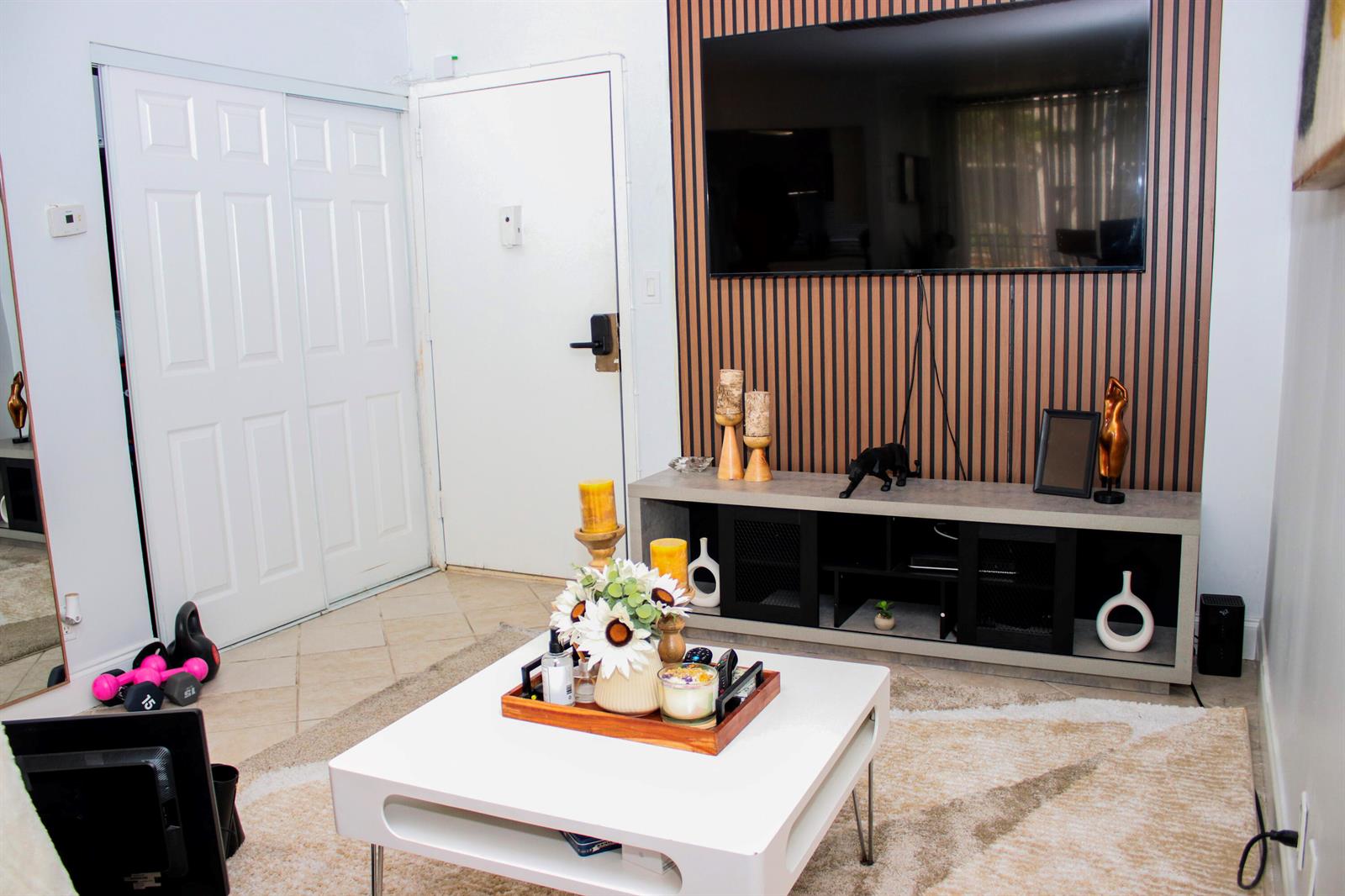 Photo of 17011 BAY #104, Sunny Isles Beach, Florida, 33160 - 4-IMG_1453