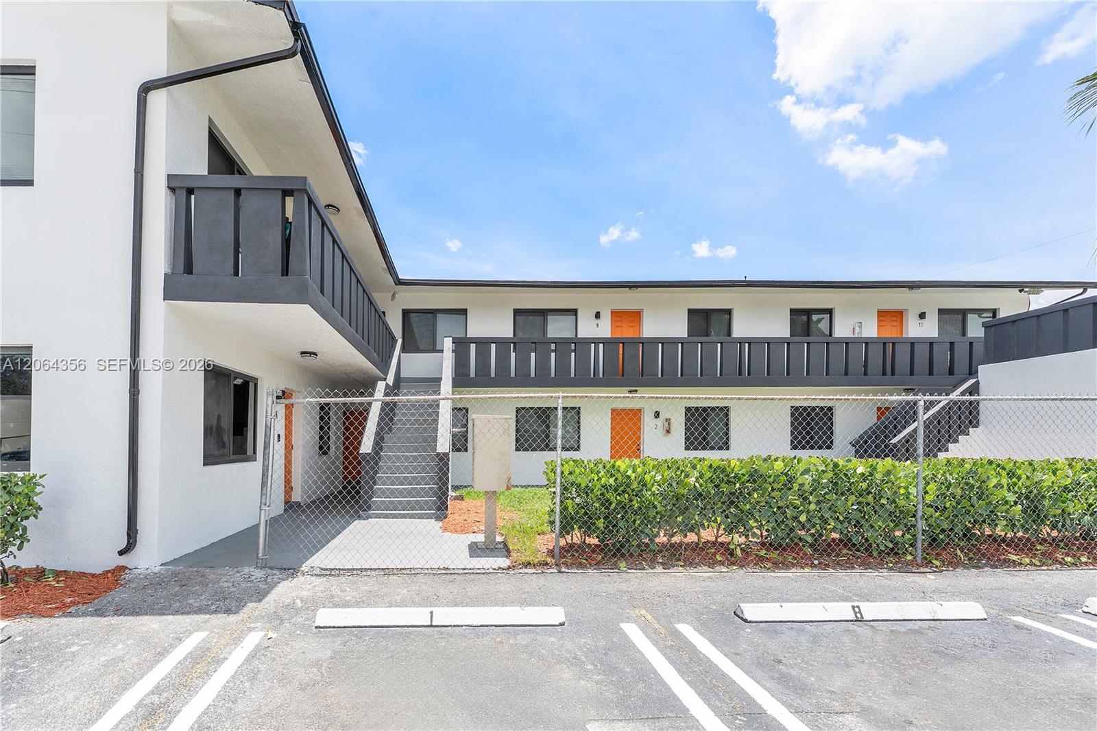 Ver detalles / sq. ft. $ 2026-08-03 0 foto