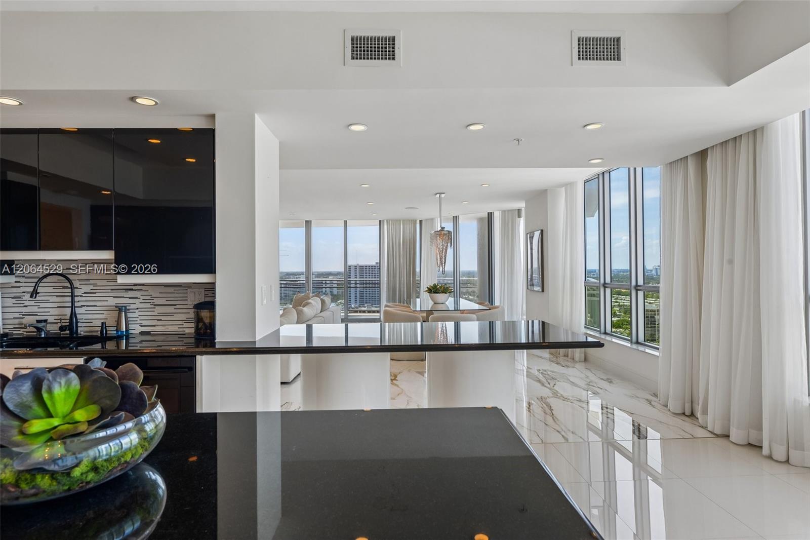 Photo of 3535 Ocean Dr #2106, Hollywood, Florida, 33019 -