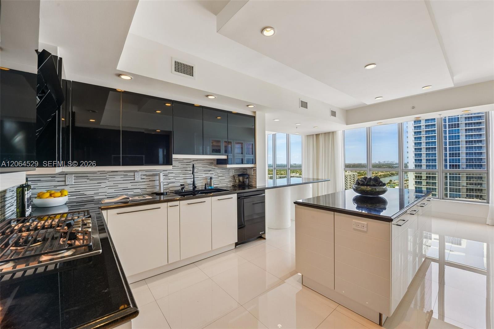 Photo of 3535 Ocean Dr #2106, Hollywood, Florida, 33019 -