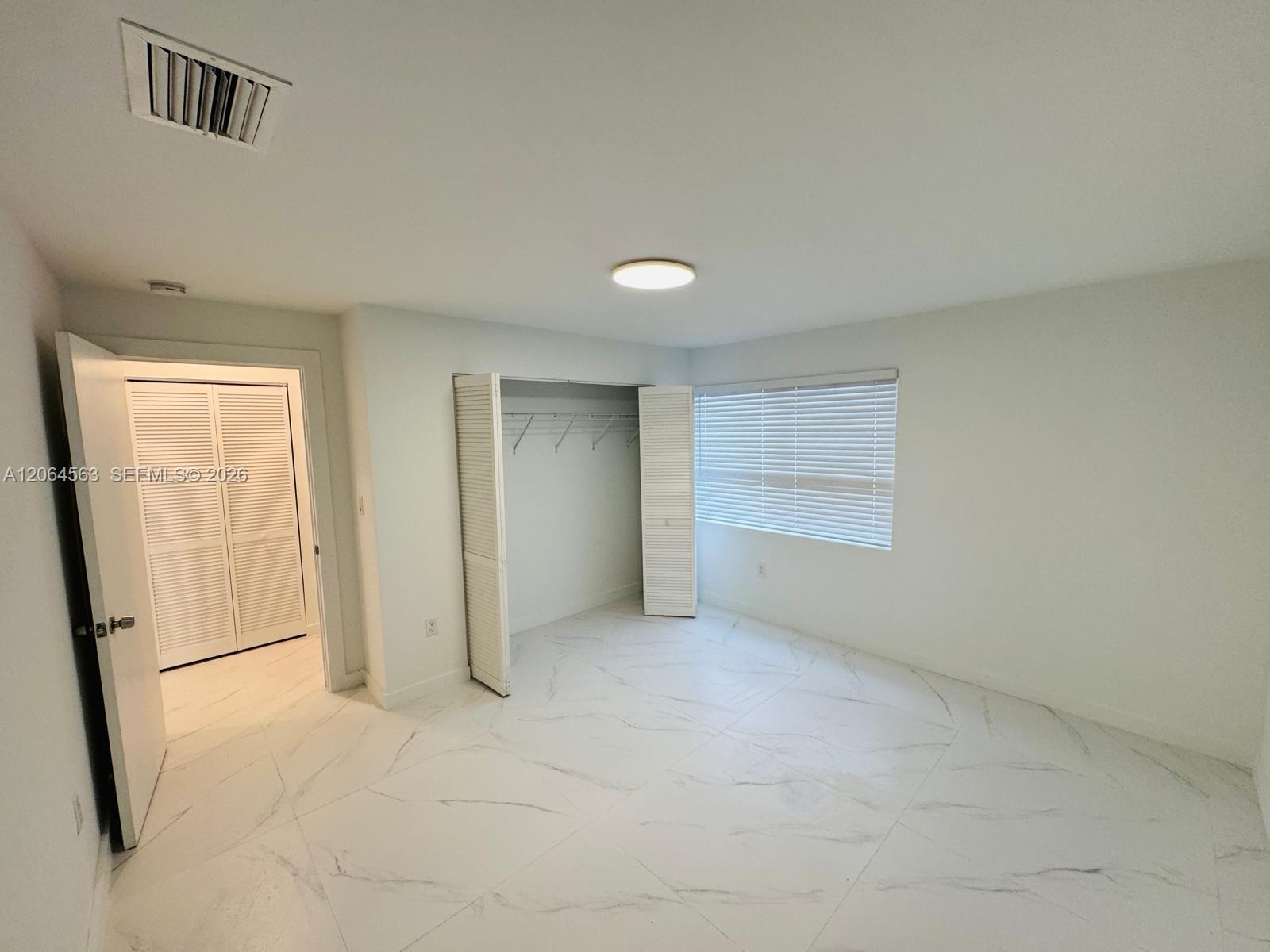 Ver detalles / sq. ft. $ 2026-08-03 0 foto