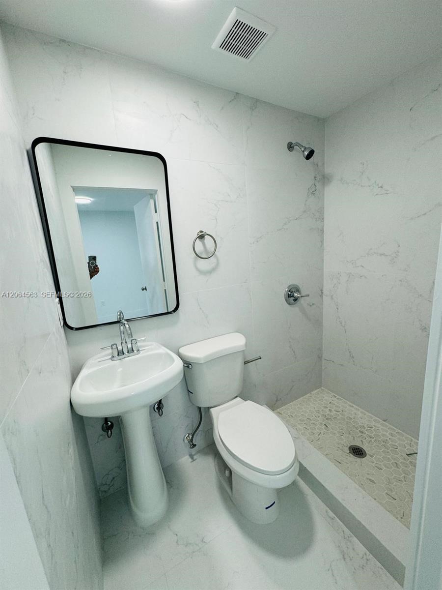 Ver detalles / sq. ft. $ 2026-08-03 0 foto