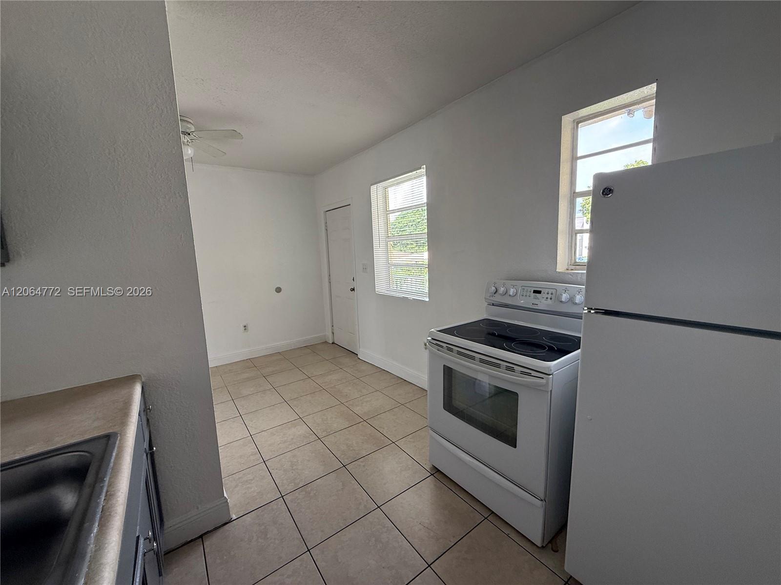   /   sq. ft. $ 2026-08-03 0 foto