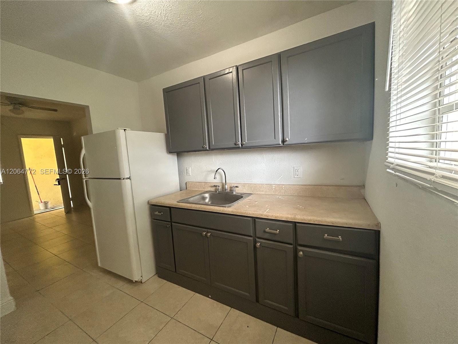   /   sq. ft. $ 2026-08-03 0 foto