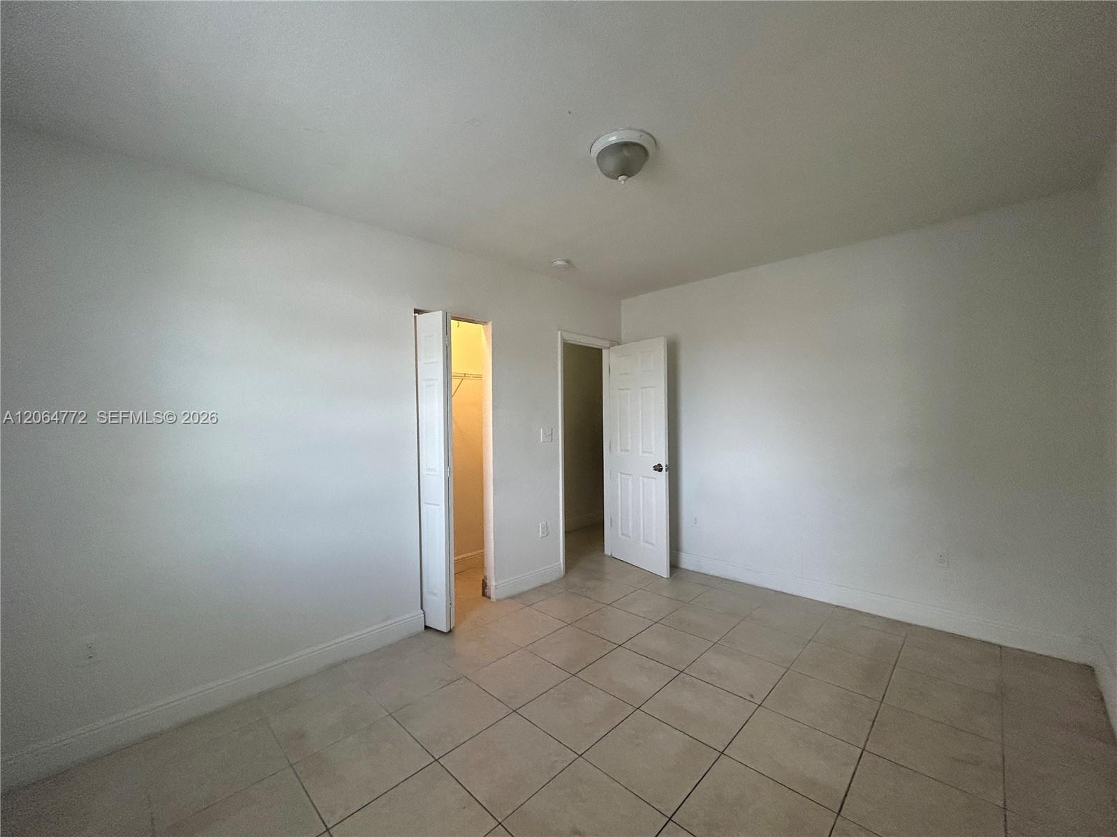   /   sq. ft. $ 2026-08-03 0 foto