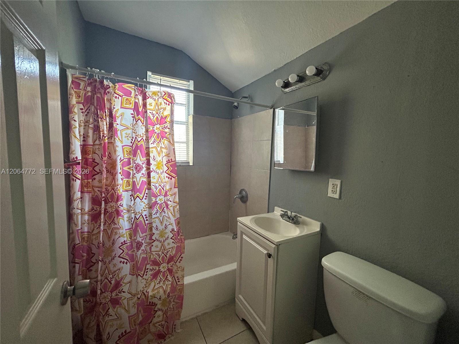   /   sq. ft. $ 2026-08-03 0 foto