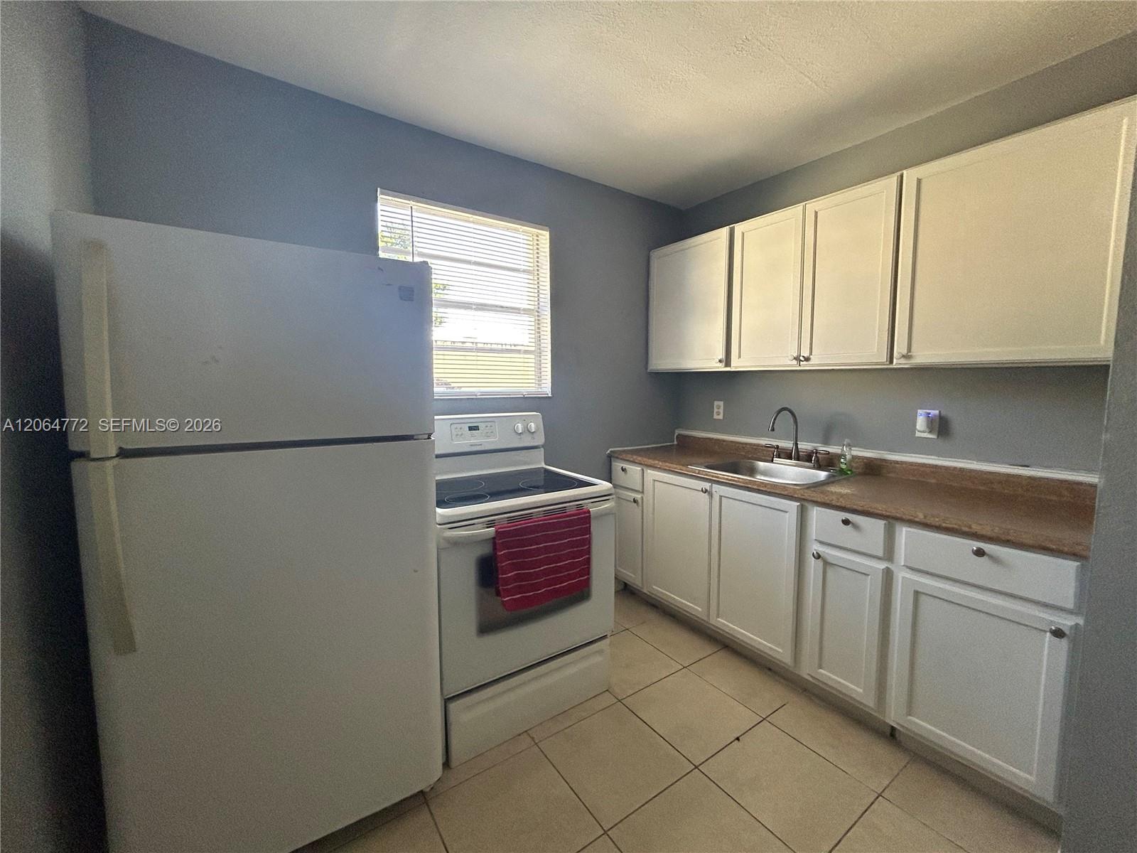   /   sq. ft. $ 2026-08-03 0 foto