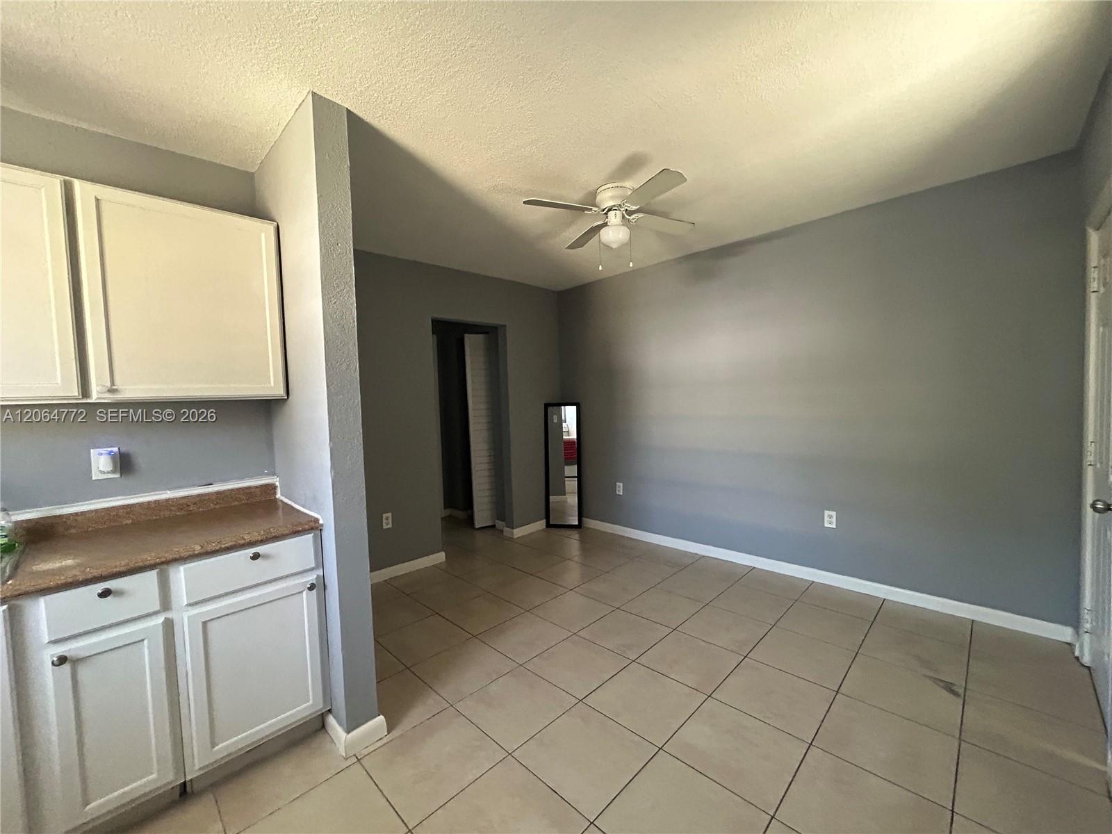  /   sq. ft. $ 2026-08-03 0 foto