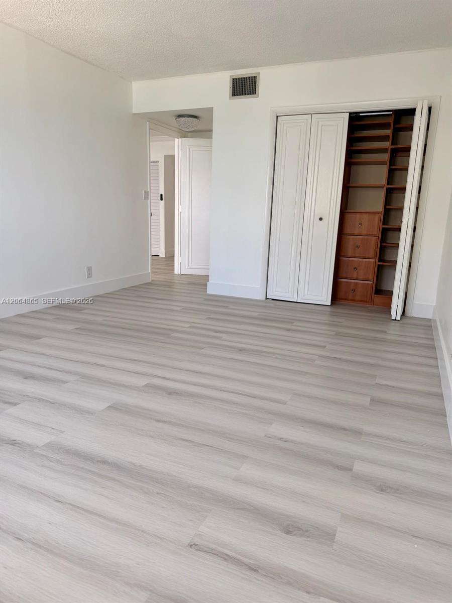 Photo of 3725 Ocean Dr  #1116, Hollywood, Florida, 33019 - 