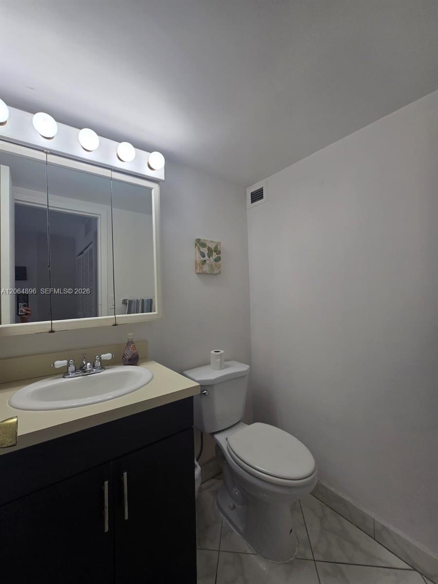 Photo of 16919 Bay Rd  #609, Sunny Isles Beach, Florida, 33160 - 