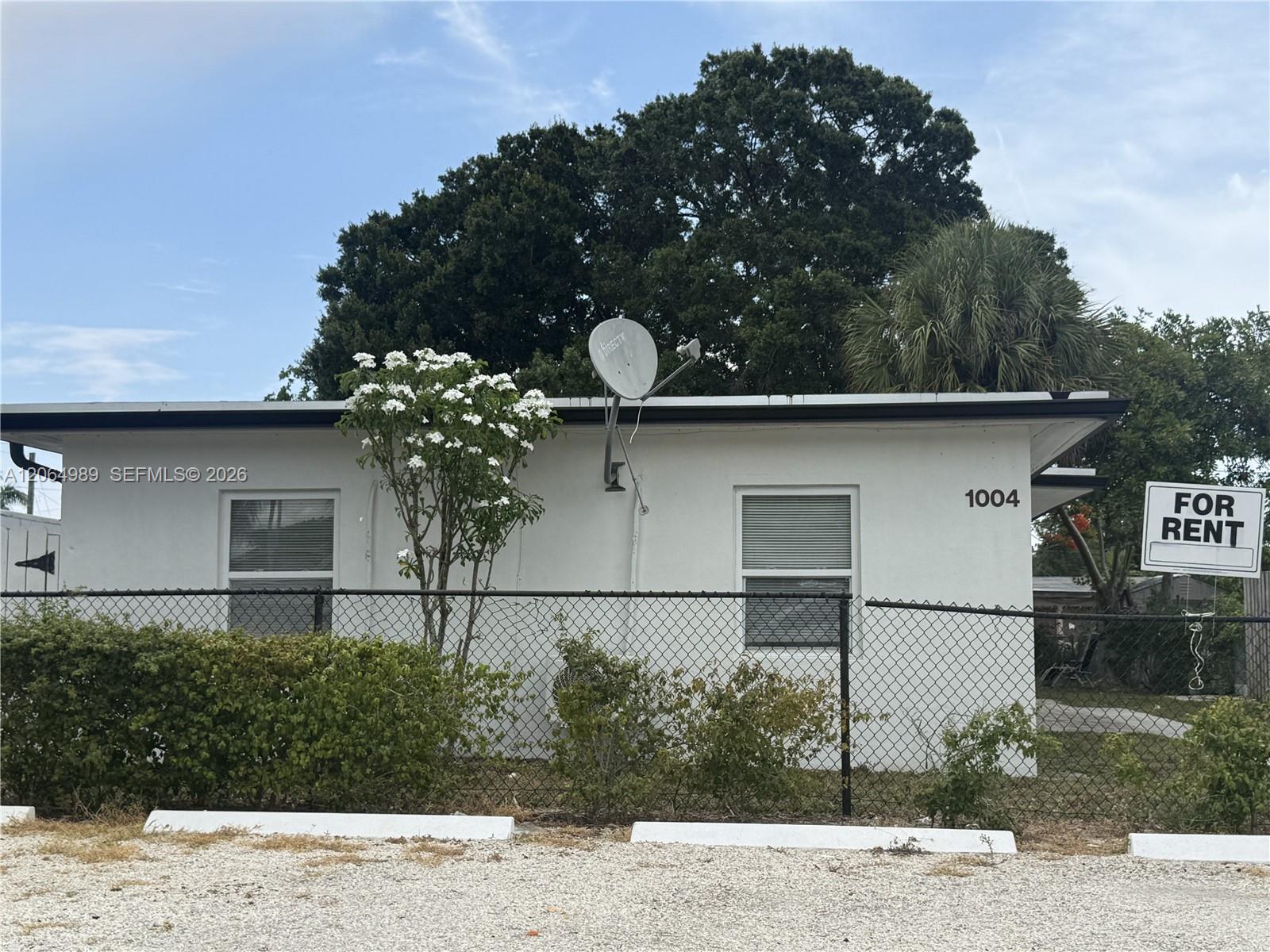   /  1620 sq. ft. $ 2026-08-05 0 foto