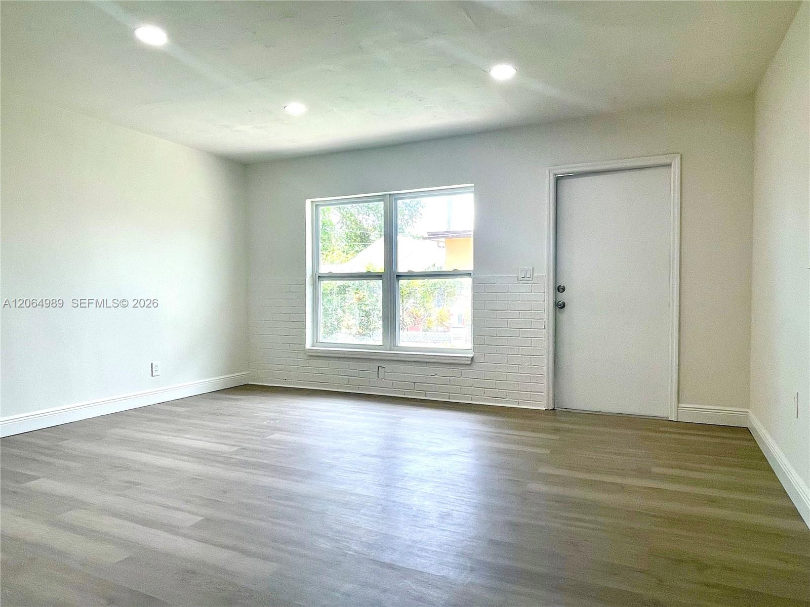   /  1620 sq. ft. $ 2026-08-05 0 foto