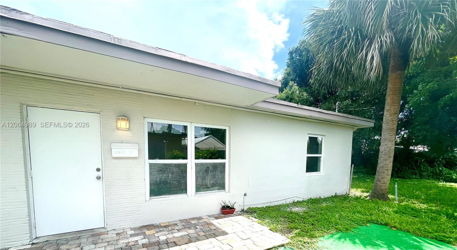   /  1620 sq. ft. $ 2026-08-05 0 foto
