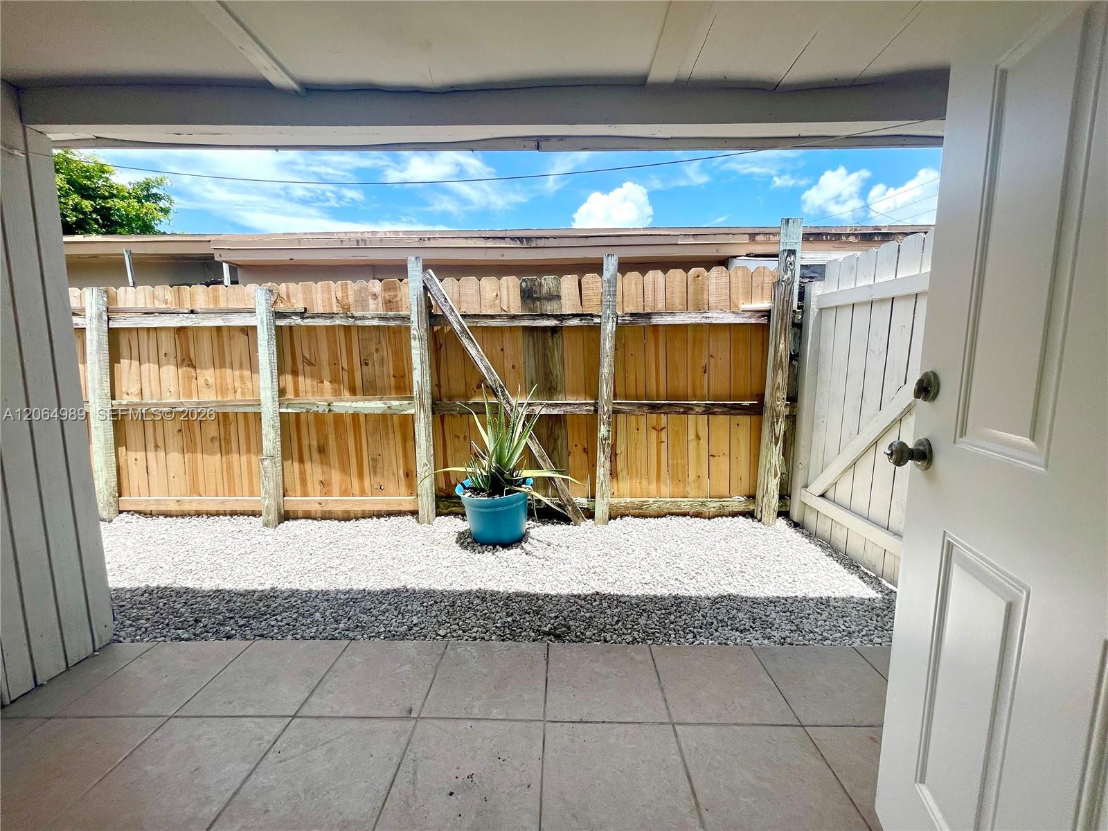 See details / 1620 sq. ft. $ 2026-08-05 0 Photo