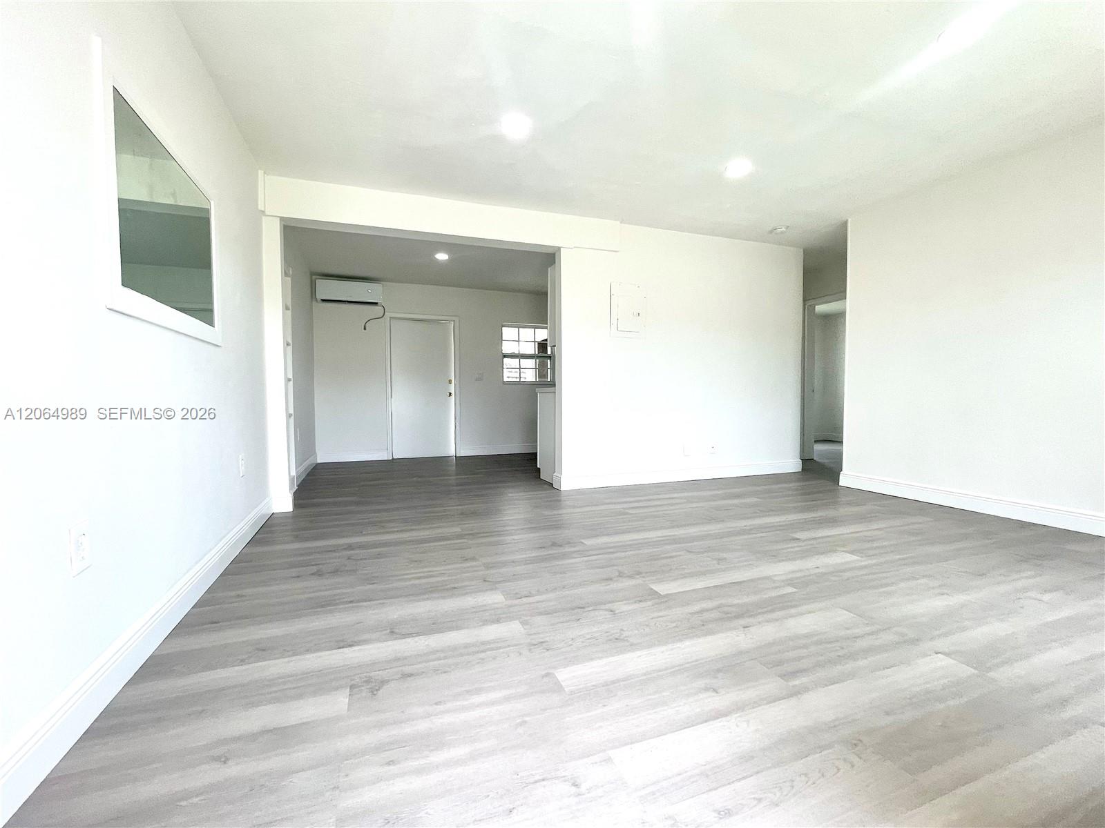   /  1620 sq. ft. $ 2026-08-05 0 foto