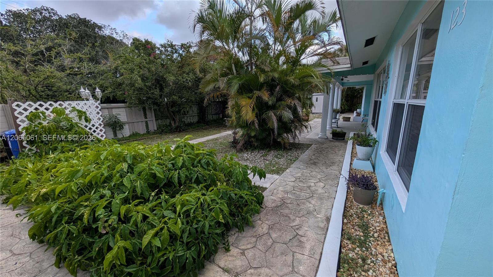 See details / 1785 sq. ft. $ 2026-09-09 0 Photo