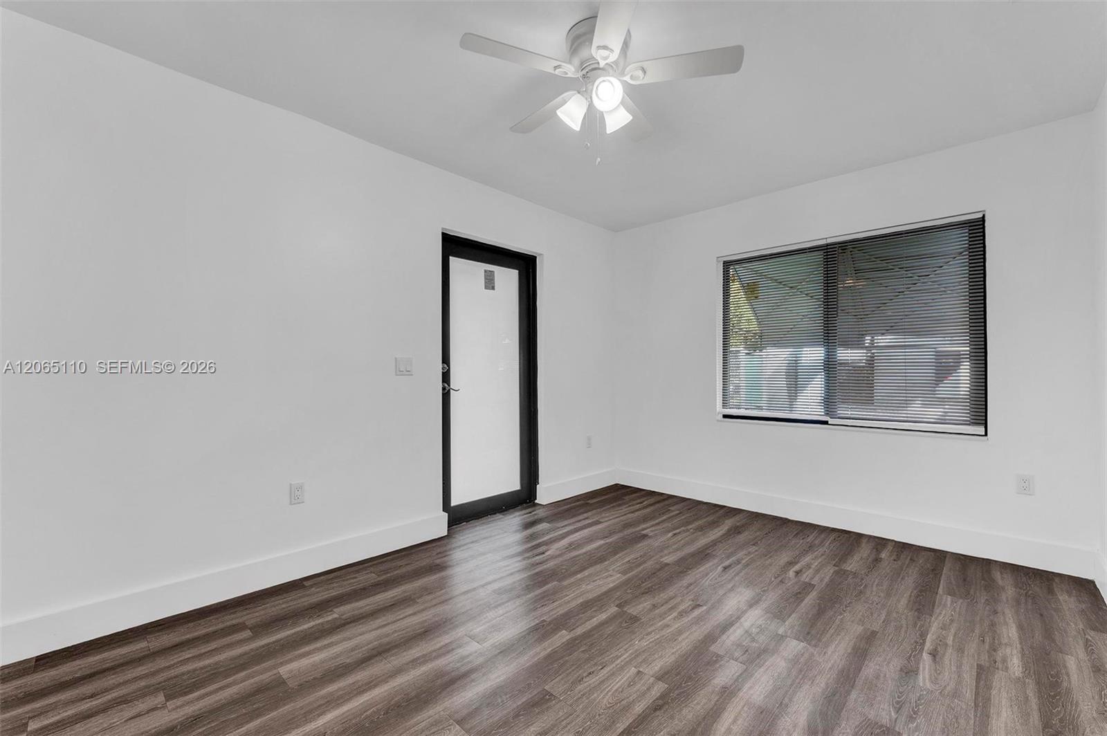   /   sq. ft. $ 2026-08-04 0 foto