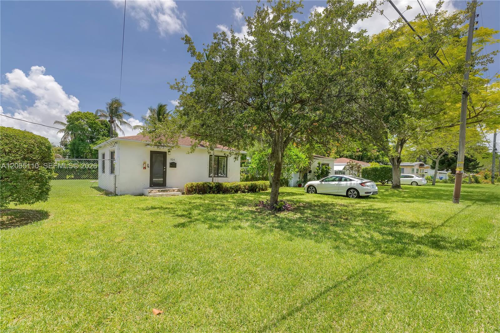   /   sq. ft. $ 2026-08-04 0 foto