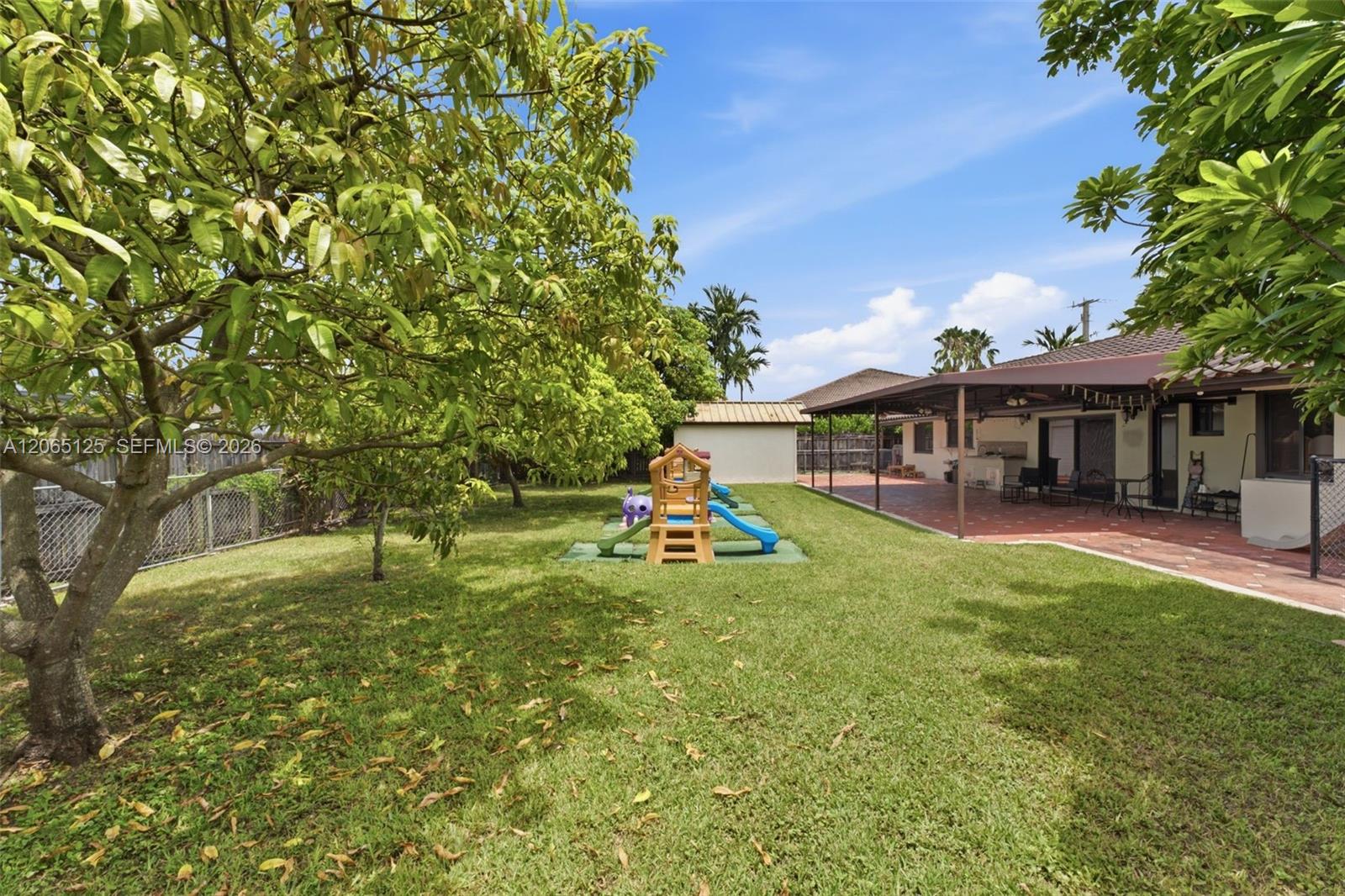  /   sq. ft. $ 2026-08-04 0 foto