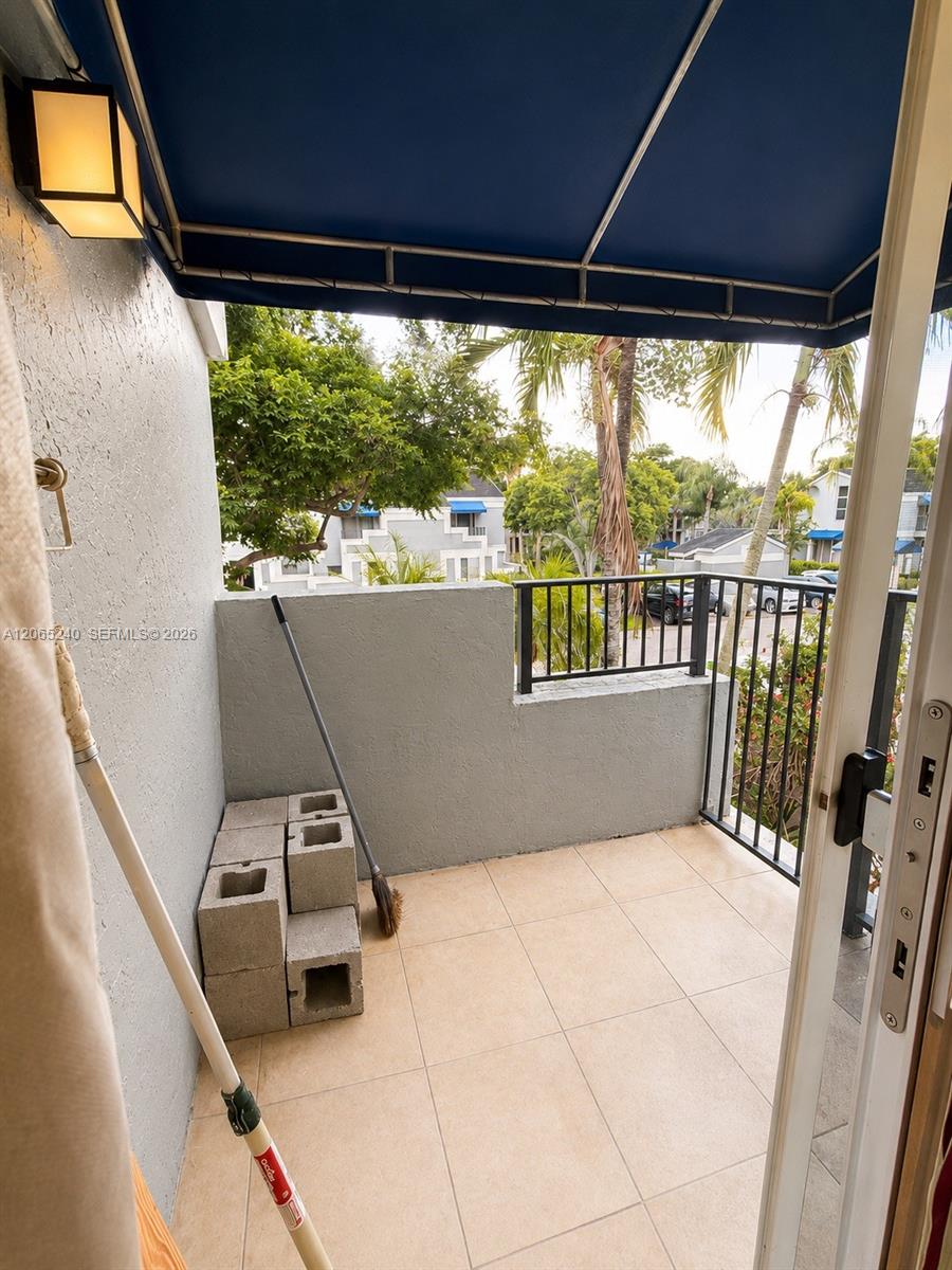 2311 2 / 3 1332 sq. ft. $ 2026-08-04 0 Photo