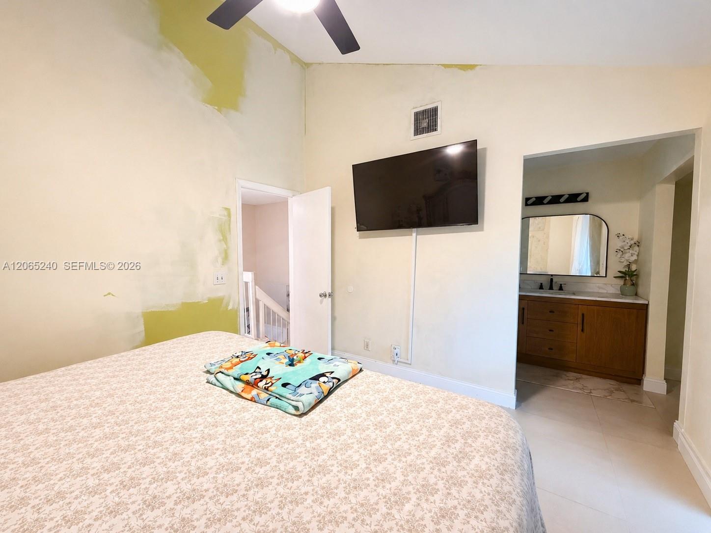 2311 2 / 3 1332 sq. ft. $ 2026-08-04 0 Photo