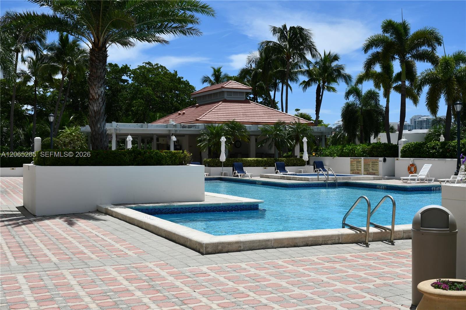 303 3 / 3 1840 sq. ft. $ 2026-08-04 0 foto