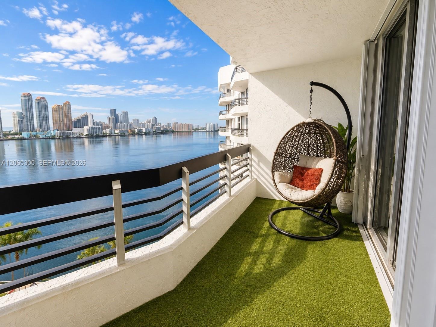 Photo of 3600 Mystic Pointe Dr  #1715, Aventura, Florida, 33180 - 
