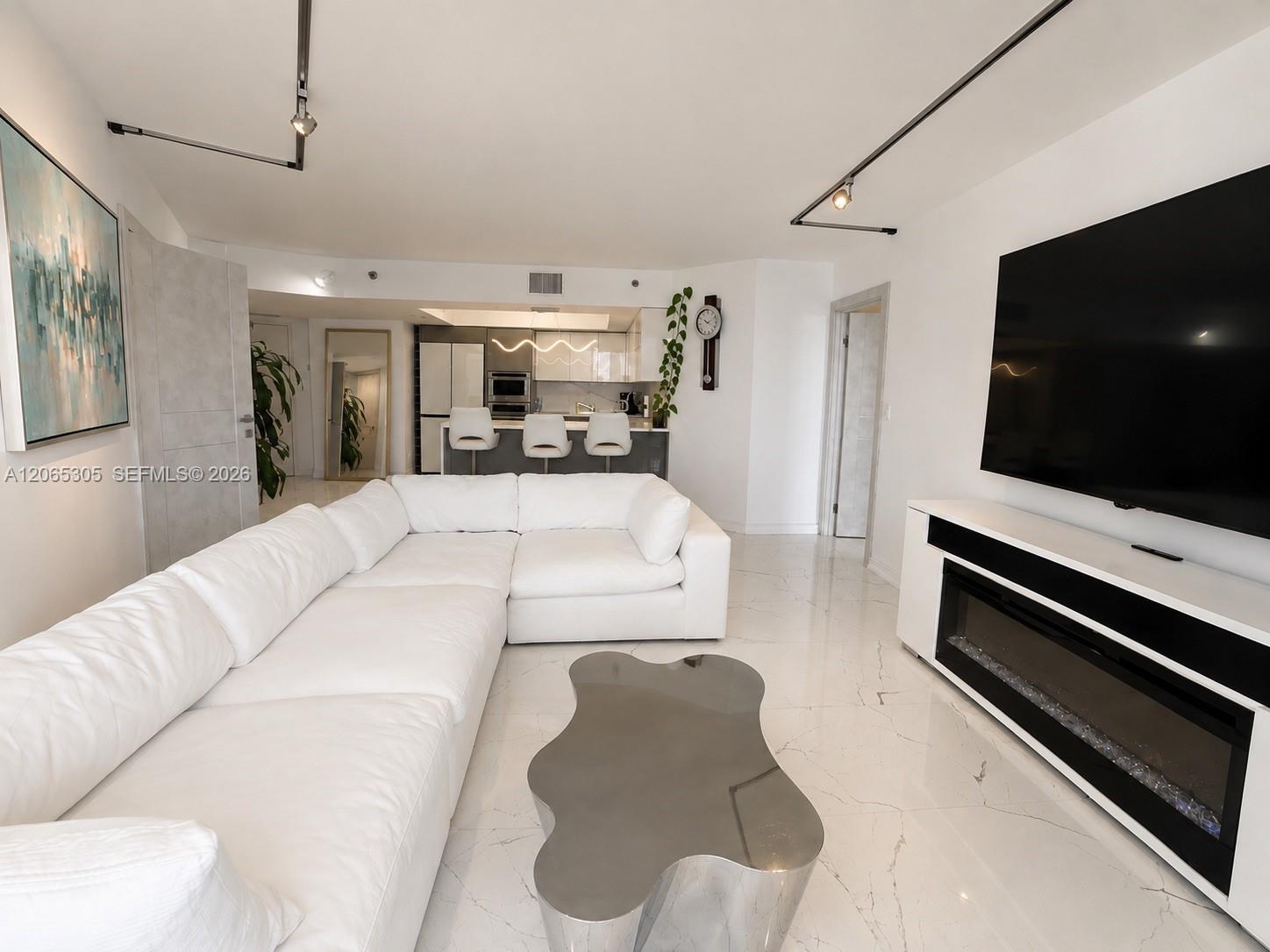 Photo of 3600 Mystic Pointe Dr  #1715, Aventura, Florida, 33180 - 