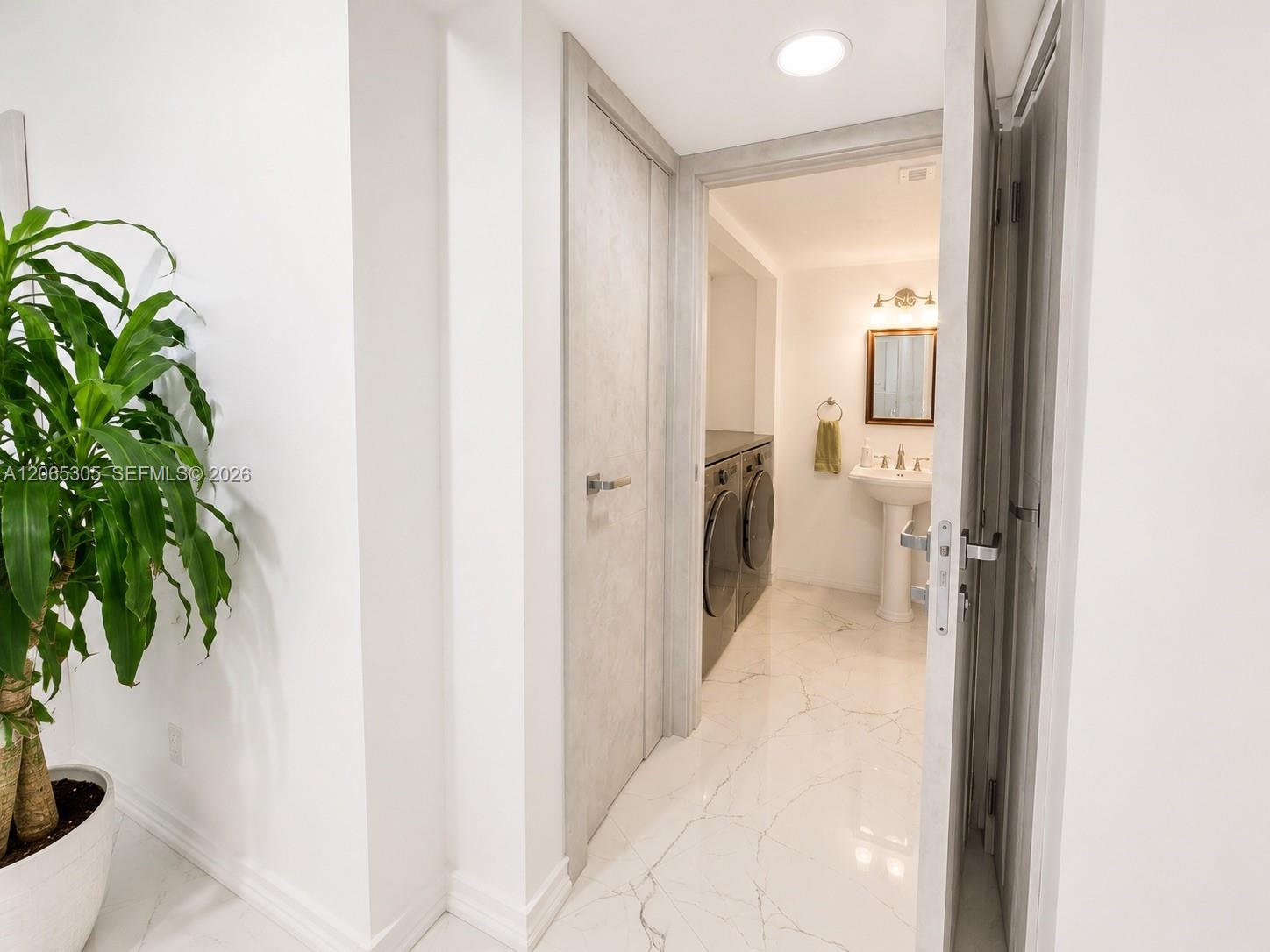 Photo of 3600 Mystic Pointe Dr  #1715, Aventura, Florida, 33180 - 