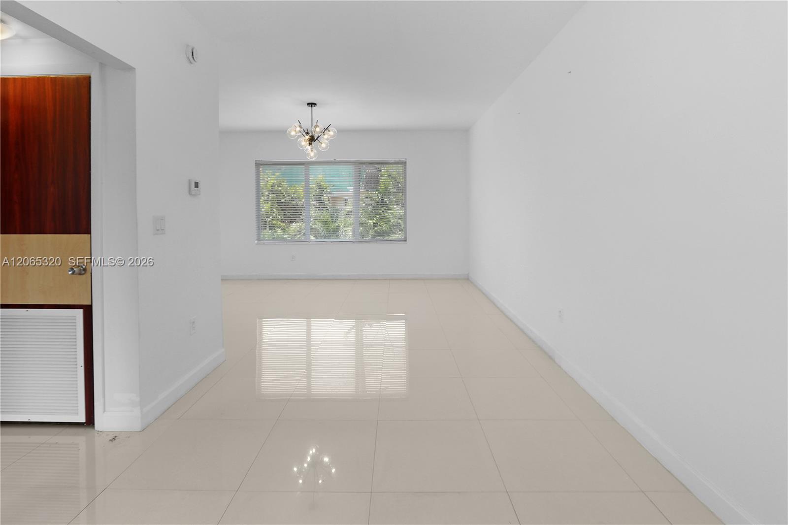 Ver detalles / sq. ft. $ 2026-08-04 0 foto