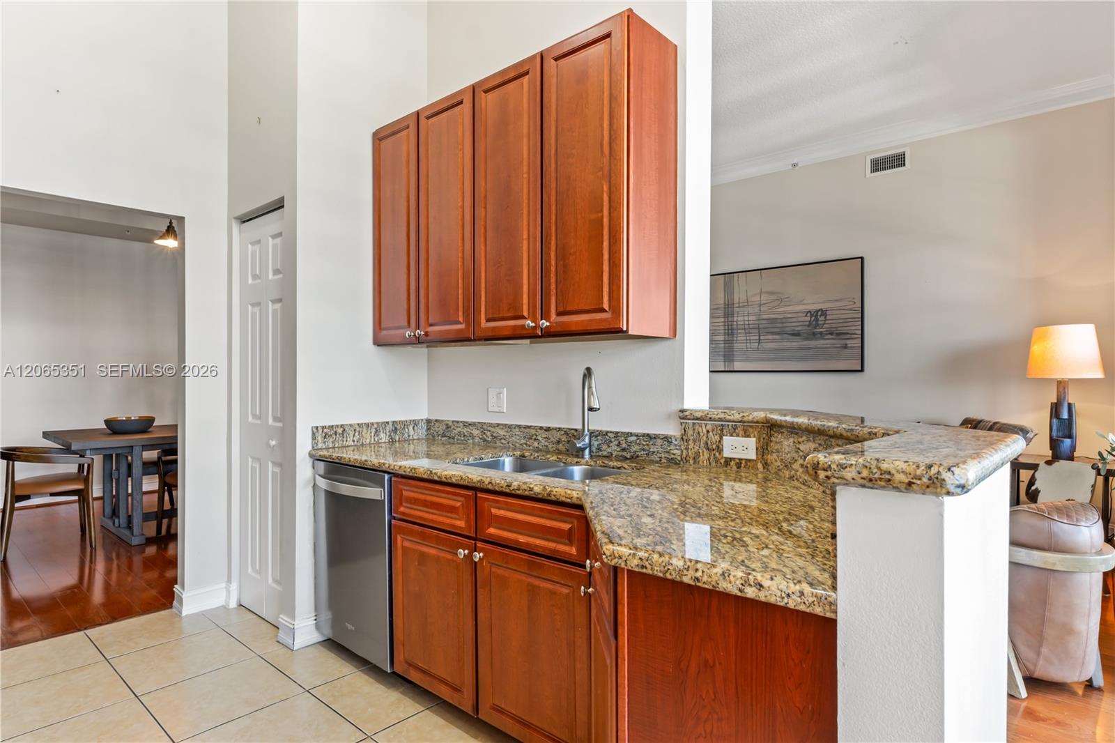 Photo of 3001 185th St  #707, Aventura, Florida, 33180 - 