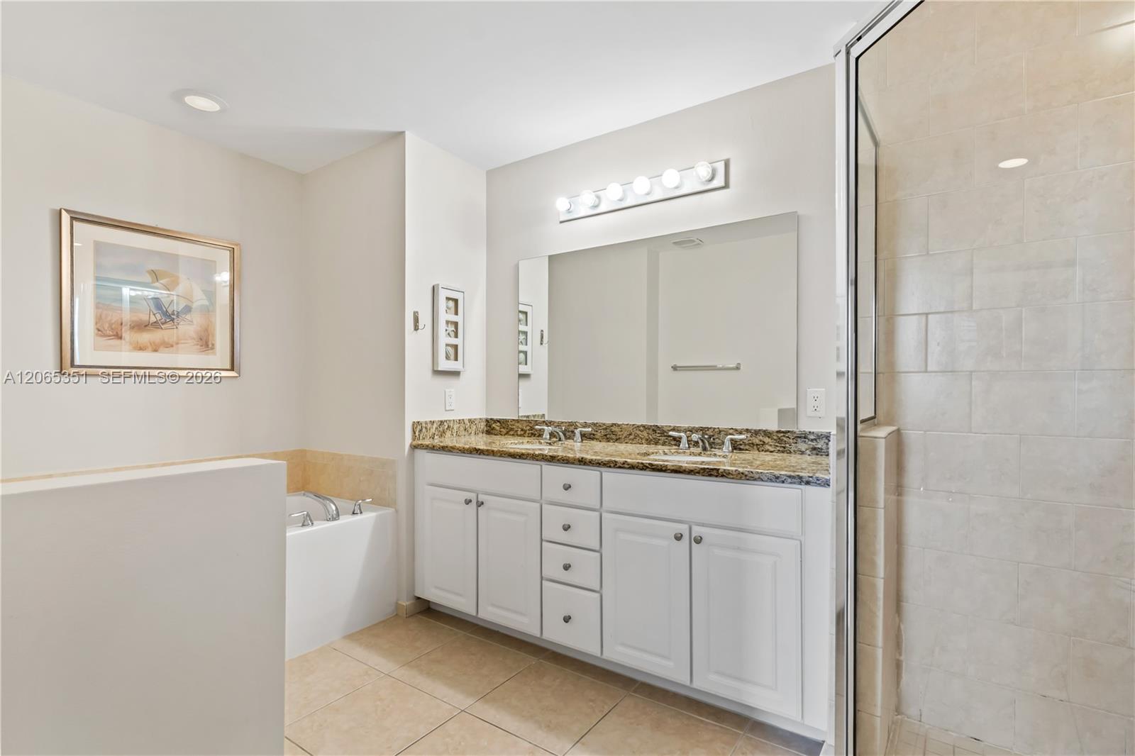 Photo of 3001 185th St  #707, Aventura, Florida, 33180 - 
