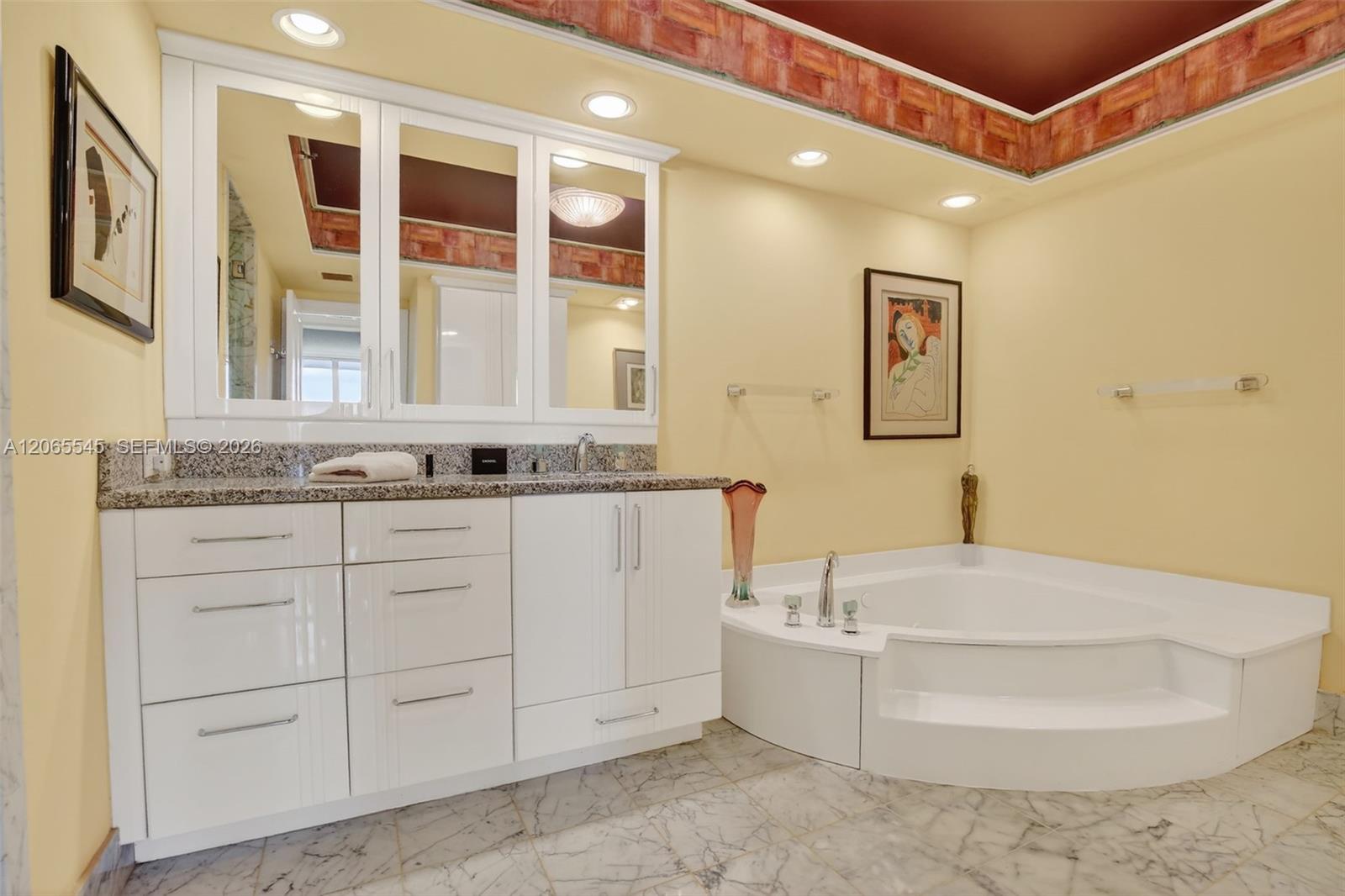 Photo of 20281 Country Club Dr #1801, Aventura, Florida, 33180 -