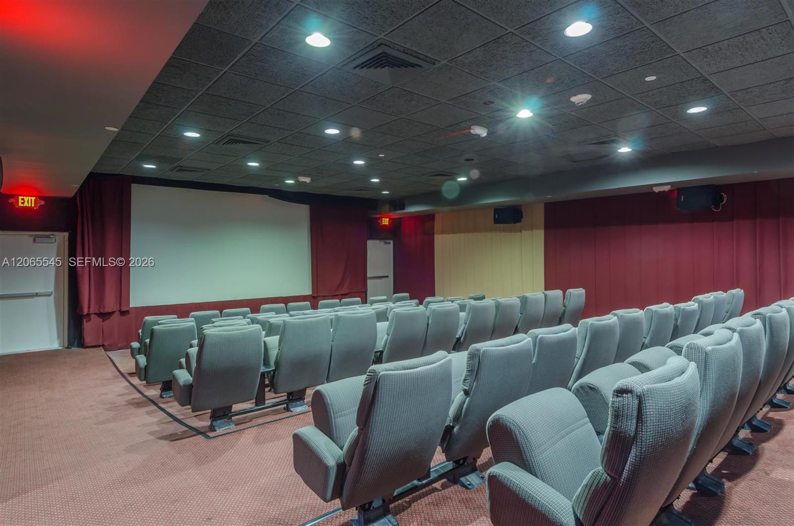 Photo of 20281 Country Club Dr #1801, Aventura, Florida, 33180 - Movie Theater shows new and classic movies weekly. Sport events: Superbowl, World Series, etc.Can be reserved for parties/private screenings.